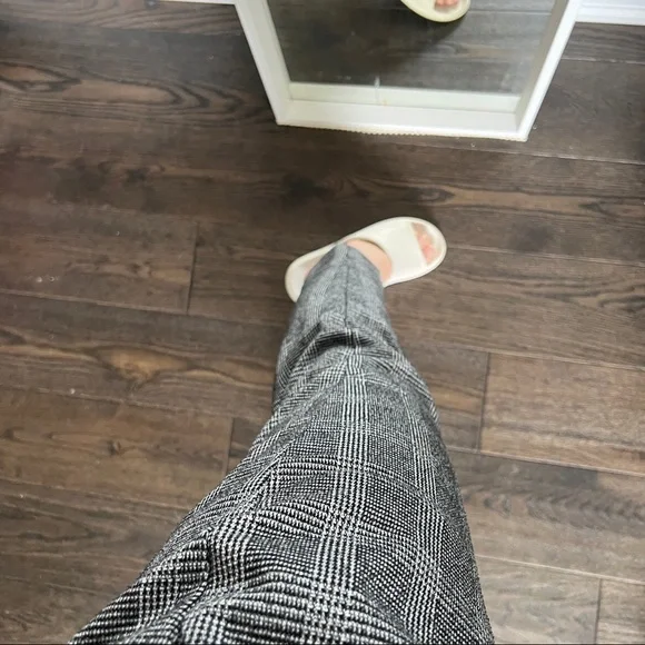Check Pants - Picture 4 of 5